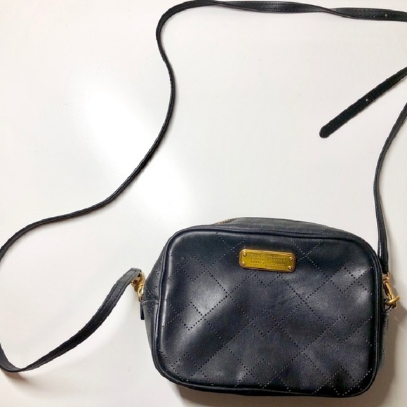 Marc By Marc Jacobs Handbags - Marc By Marc Jacob's Crossbody 🦋